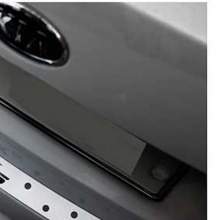 Защитный молдинг багажника - Стайлинг Киа Оптима Premium Metallic от производителя Zeo (Южная Корея).