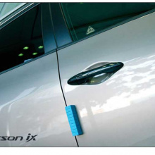 Стайлинг Hyundai ix35 - накладк на дверные ручки под карбон - комплект 4 штуки - от ателье ArtX.
