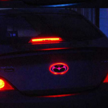 Стайлинг Киа Соренто - шильдики со светодиодной подсветкой - от компании ArtX.