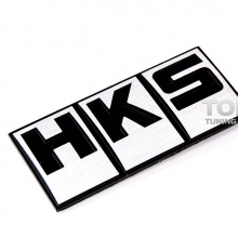 Металлический шильдик-эмблема HKS - Размер 80 х 37 мм