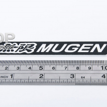 Металлическая наклейка - Модель Мюген - Тюнинг Хонда. Размер 110 * 15 мм.
