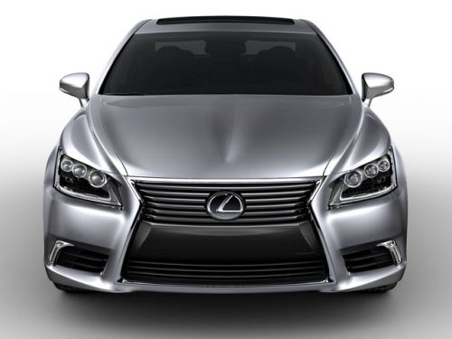 New-Lexus_LS-2013-priemer