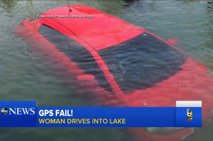 Жительница Канады уехала в озеро из-за ошибки GPS