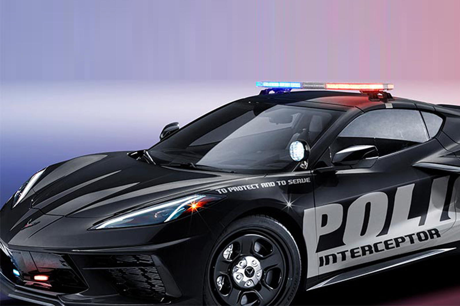 Если американская полиция не заинтересована в C8, то, возможно, вместо нее автомобилем будет заинтересован один из их немецких коллег. Несколько лет назад Федеральное министерство транспорта Германии заказало эксклюзивный C7 Corvette, настроенный для