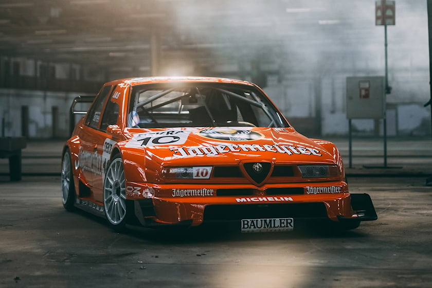 Автомобиль подготовлен к соревнованиям DTM Revival и Youngtimer, и, как ожидается, будет продаваться по цене около 59 млн рублей. История автоспорта Alfa Romeo долгая и гордая, но ее подвиги 80-х и 90-х годов иногда упускаются из виду в связи с класс