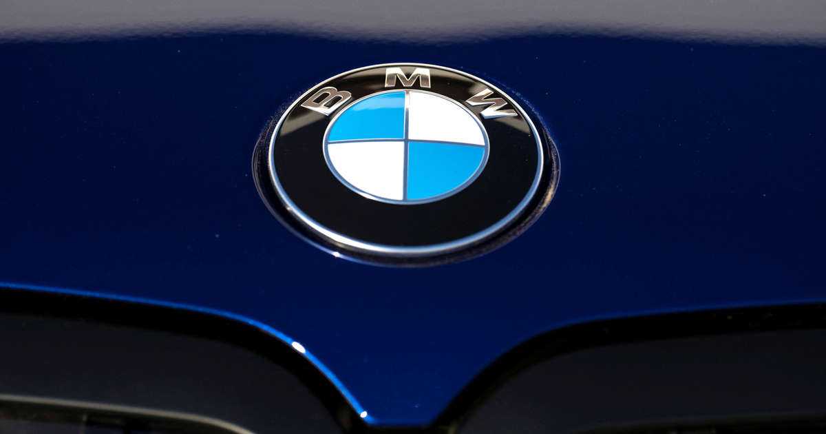 BMW тестирует водородную горелку и расширяет линии сборки аккумуляторов