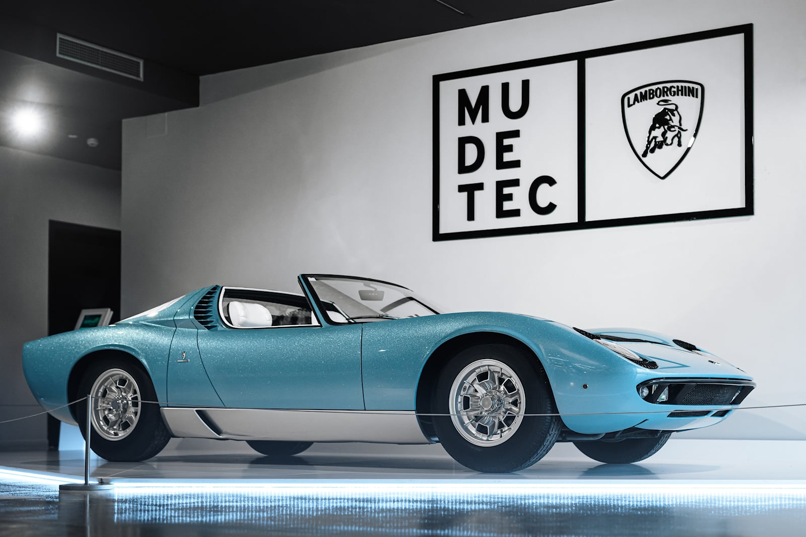 К счастью, Lamborghini вновь приобрела автомобиль в 2007 году и сразу же провел полную реставрацию, которая вернула ему первоначальный вид с этой ослепительно синей краской. Затем он был показан миру в 2008 году на конкурсе элегантности в Пеббл-Бич.