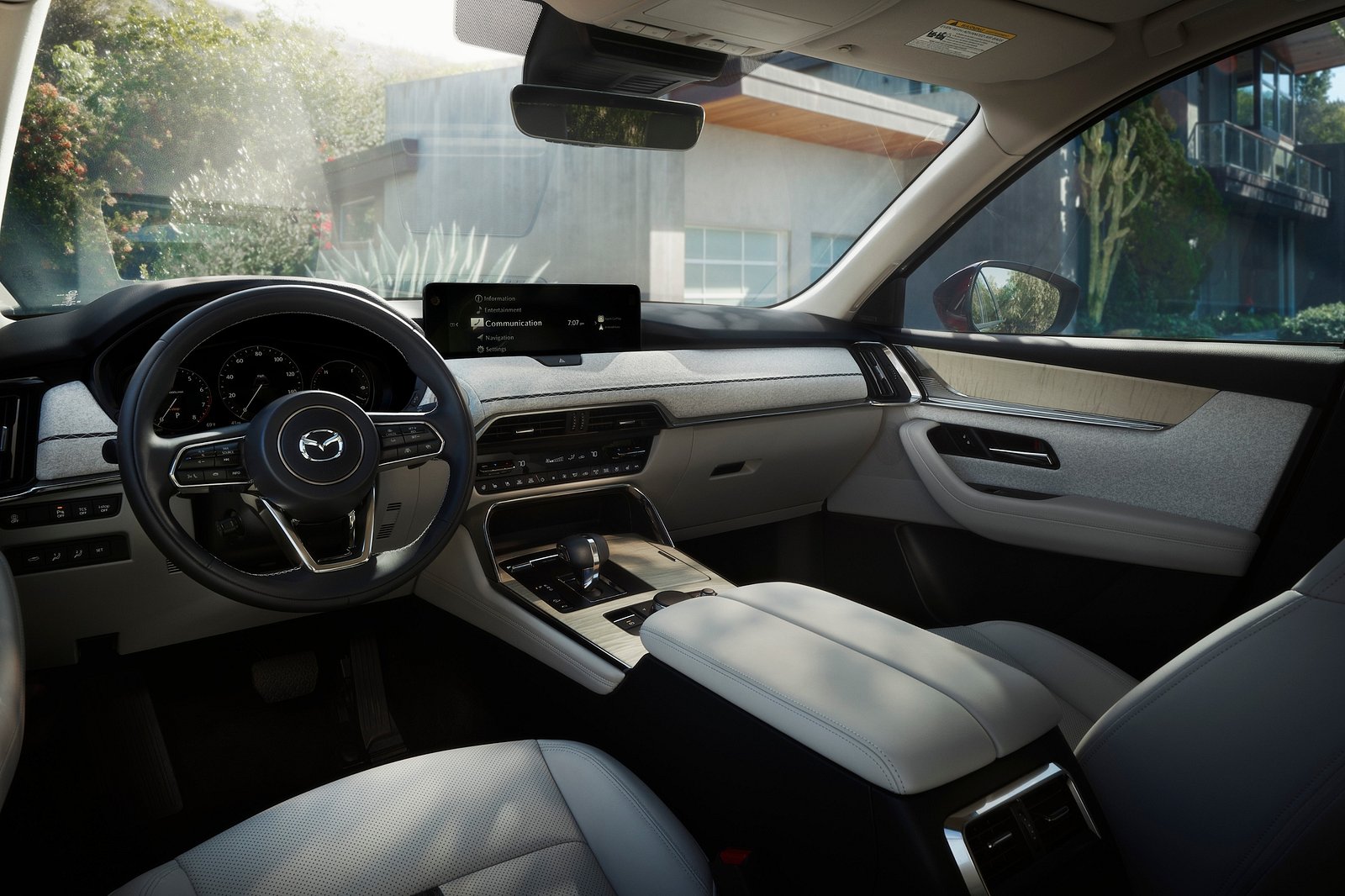 Mazda откладывает выпуск CX-70, новый электромобиль появится в 2025 году