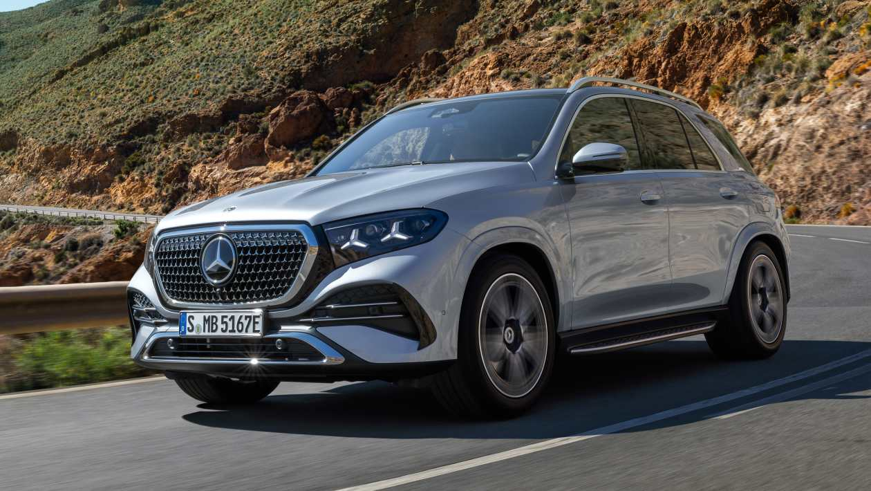 Его место занял Бастиан Боди — бывший глава AMG design. Как сообщает источник, это событие породило вопросы о возможных переменах в облике автомобилей марки.