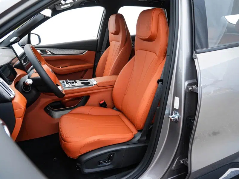 9?апреля стартуют предварительные продажи нового гибридного внедорожника Geely Galaxy M7 с подключаемым модулем