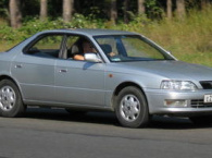 
                      Toyota Vista
            V40            седан
                                  