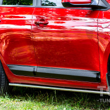 Молдинги Bastion на двери Hyundai Solaris 2