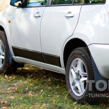 Молдинги Bastion на двери для Chery Tiggo (Т11)