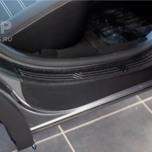 Накладки Bastion PRO на внутренние пороги Renault Arkana