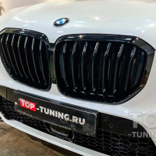 Черная решетка радиатора для BMW X5 G05
