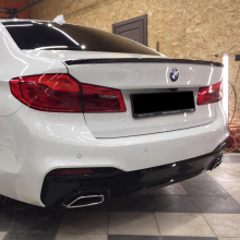 Спойлер IN-Performance на крышку багажника BMW 5 (G30)