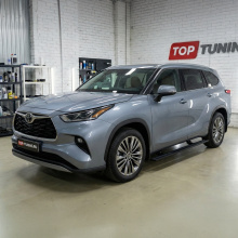Выдвижные пороги RRS для Toyota Highlander U70 (2019+)