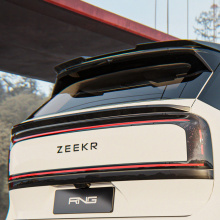 Нижний спойлер Renegade на крышку багажника ZEEKR 9X