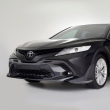 Решетка радитора MTR Design с накладками на передний бампер для Toyota Camry (2017-2020, XV70)