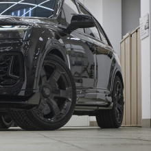 Карбоновые накладки MTR Design на двери Audi Q7 S-Line / SQ7 (4M, 2024+)