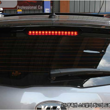 Тюнинг Киа Спортаж - светодиодные модули в дополнительный стоп-сигнал.