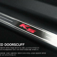 Накладки на пороги с подсветкой  Тюнинг Change Up LED на Kia Optima 3 (K5)