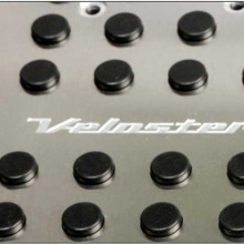 Тюнинг салона Хендай Велостер - накладка алюминиевые на педали - от компании Better Grip.