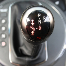 Новая рукоятка КПП (переключения передач) с подсветкой, тюнинг салона Kia Sportage 3 (R), от производителя New Faces.