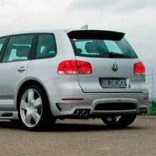 Накладка на задний бампер Je Design на VW Touareg I