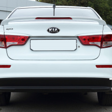Спойлер на крышку багажника Evolution  на Kia Rio 3