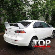 Спойлер на крышку багажника EVO на Mitsubishi Lancer 10 (X)