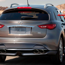Накладка на задний бампер Vortex на Infiniti QX70 (FX35, 37, 50)
