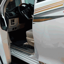 9931 Доводчики дверей для автомобилей Chevrolet