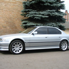 Пороги - Обвес Seidl на BMW 7 E38