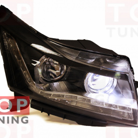Передняя тюнинг-оптика в стиле Audi с диодной полосой и линзой Audi Black II на Chevrolet Cruze 2