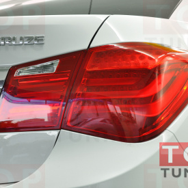 Задние тюнинг-фонари BMW GT Style Red на Chevrolet Cruze 2