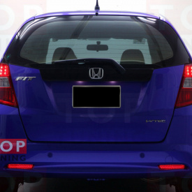 Светодиодные вставки в задний бампер RedV1 на Honda Jazz