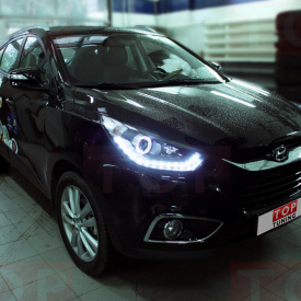 Передняя тюнинг-оптика Audi Style на Hyundai ix35
