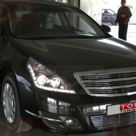 Передняя тюнинг-оптика Audi Style на Nissan Teana 2 (J32)