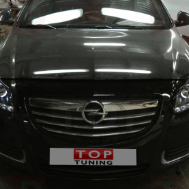 Передняя тюнинг-оптика  с ангельскими глазками на Opel Insignia 1
