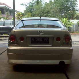 Задняя юбка WALD на Toyota Altezza is200