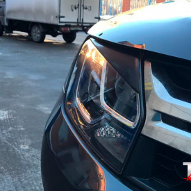 Реснички рестайлинг на Renault Duster 1