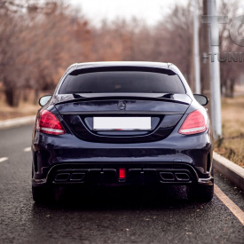 Черные насадки AMG для Mercedes C-Class W205