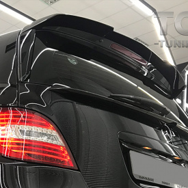 Верхний спойлер Wolf для Mercedes R-Class W251