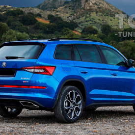 Правый светоотражатель на крышку багажника Skoda Kodiaq