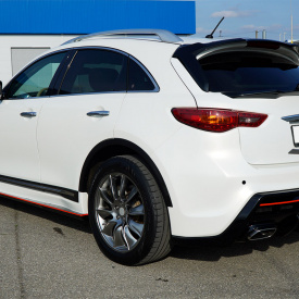 Пороги Draco SLIM на Infiniti QX70 (FX35, 37, 50)