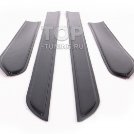 Молдинги Bastion на двери для Toyota Camry XV70