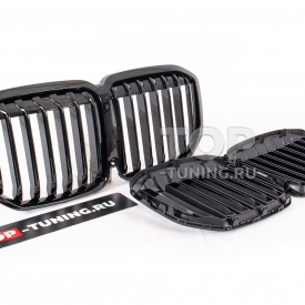 Черная решетка радиатора M-Classic для BMW X7 G07
