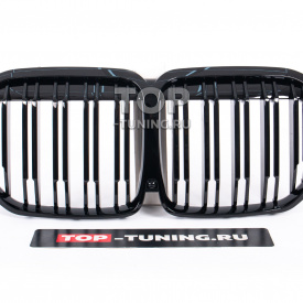 Черная решетка радиатора M Competition для BMW X7 G07 (20 ламелей)