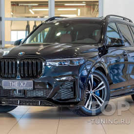 Черная решетка радиатора M Competition для BMW X7 G07 (20 ламелей)